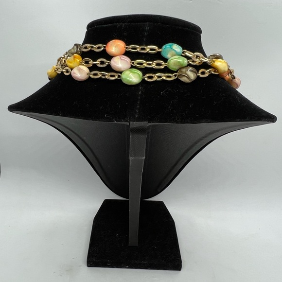 Vintage Long Fashion Necklace Multicolored Beads and Gold Tone Chain. - Picture 3 of 3